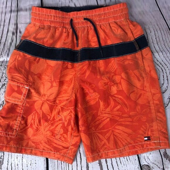 TOMMY Hilfiger MAGIC PRINT Changes in Water Swim Shorts Trunks Floral Size 5 Boy - Picture 1 of 7